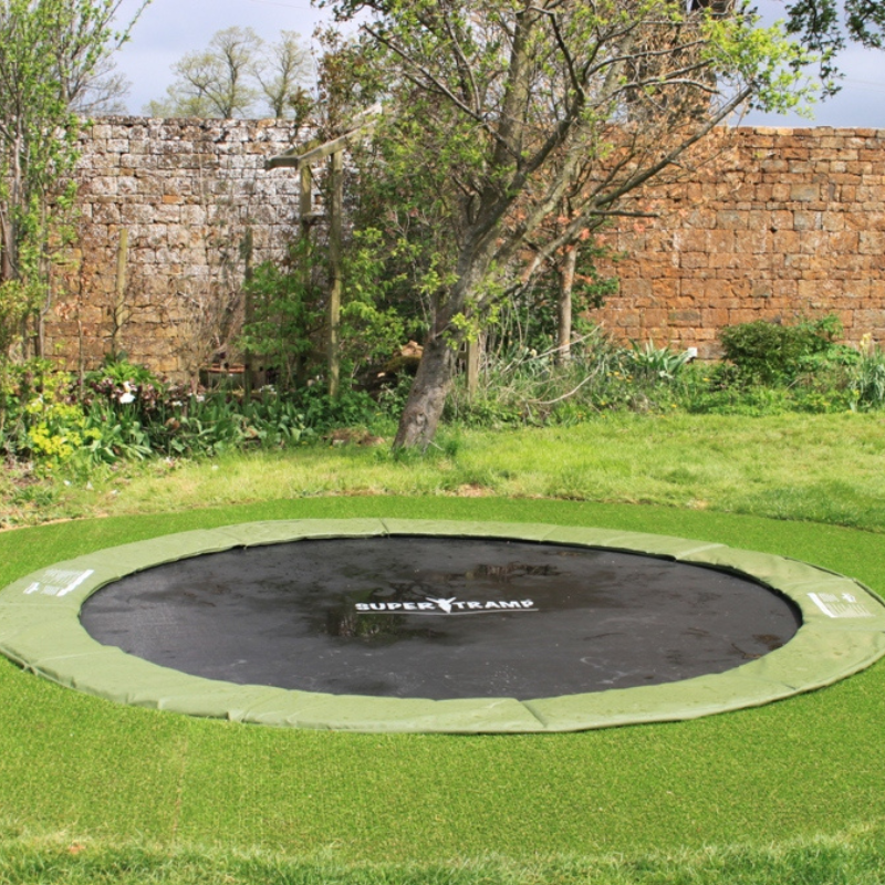 Super Bouncer 14ft Trampoline